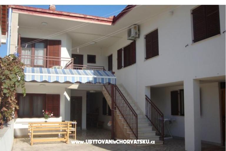 Apartments Tri palme – photo 14