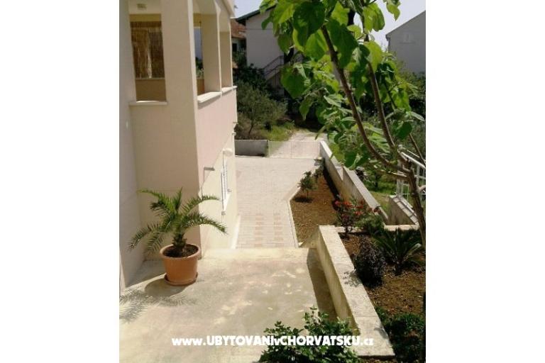 Apartments Zubak – photo 17