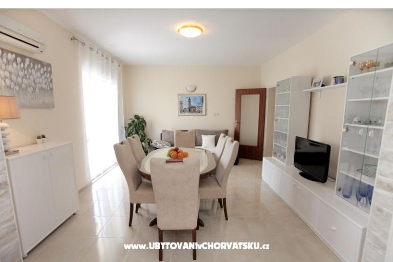 Apartments Carmen – photo 4