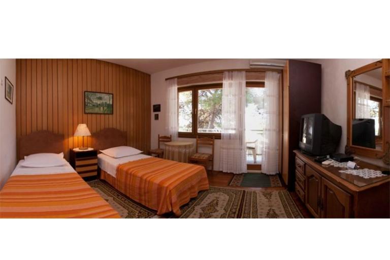 Apartments Ćurković – photo 7