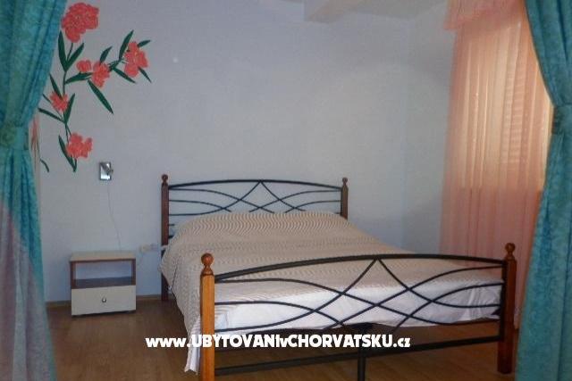 Apartments Flores – photo 3