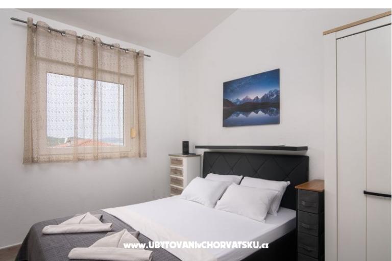 Apartments Kvesić – photo 10