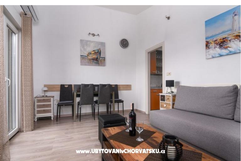 Apartments Kvesić – photo 8