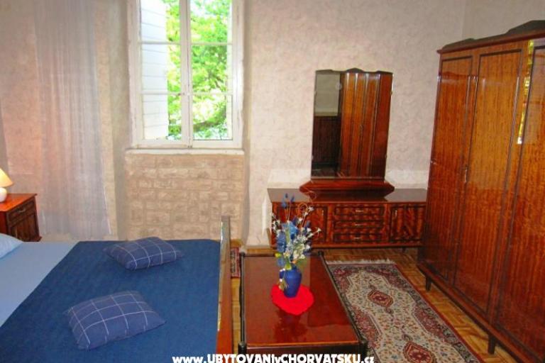 Apartments Tragurium – photo 9