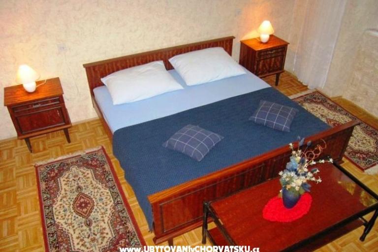 Apartments Tragurium – photo 8