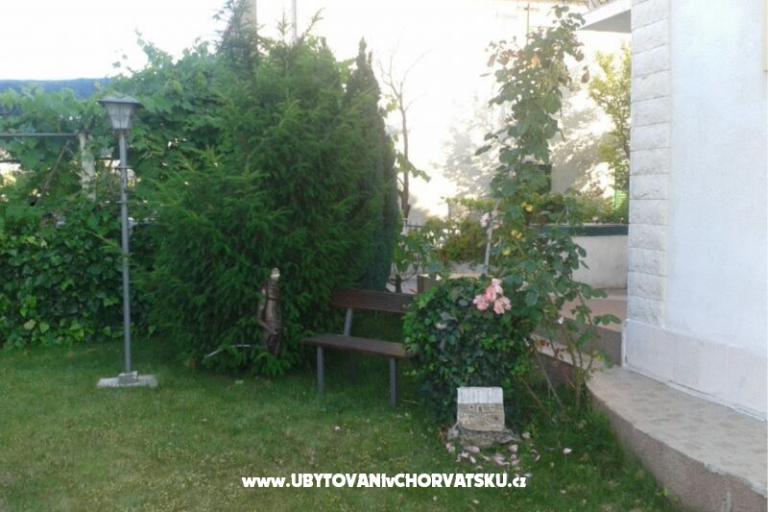 Apartments Zdravka – photo 8