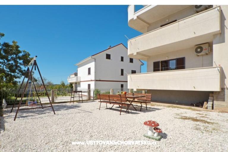 Apartments Damir – photo 17