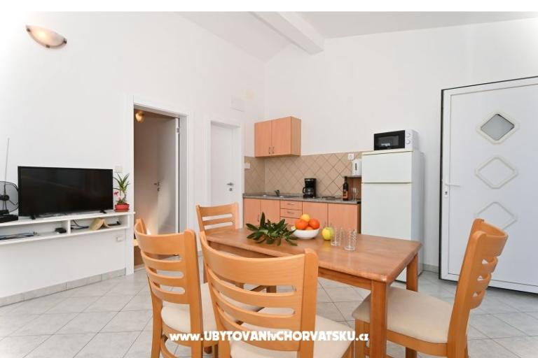 Arbanija Apartments – photo 9