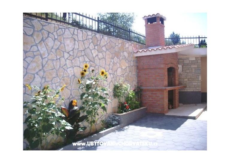 Cvita Apartments – photo 17