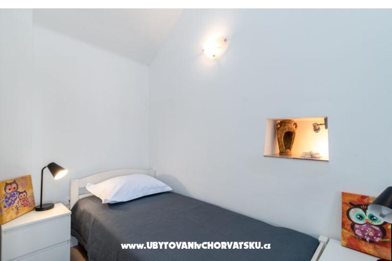 Diamond House – photo 18