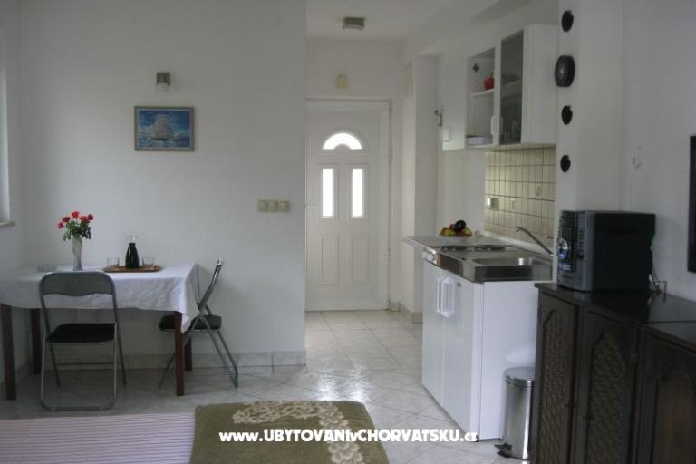 House Petar &amp; Apartment for 2 perso – photo 17