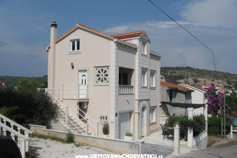 House Lara – photo 2