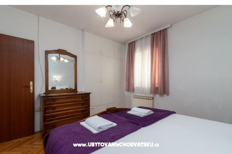Lola Apartments – photo 14