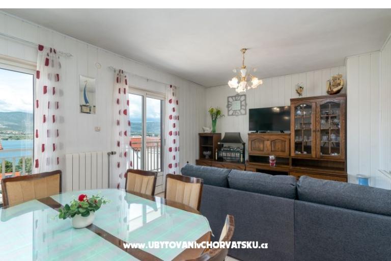 Lola Apartments – photo 3