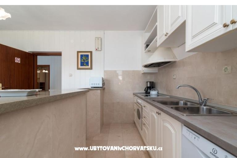 Lola Apartments – photo 7