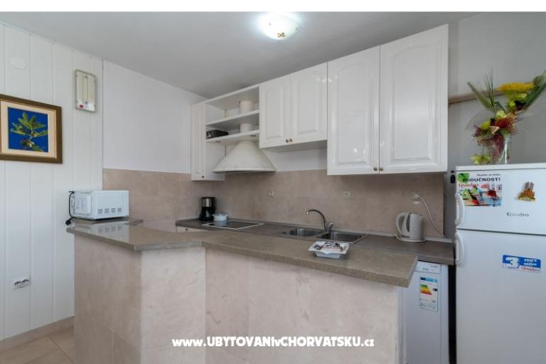 Lola Apartments – photo 8