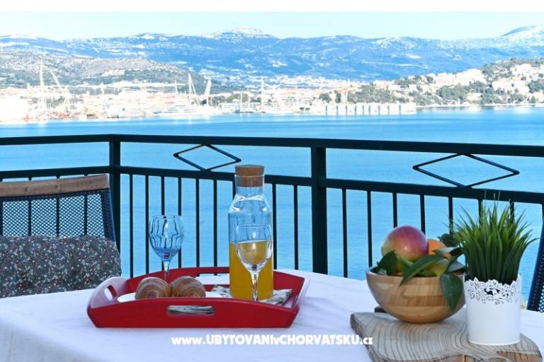 Mile Apartments – photo 9