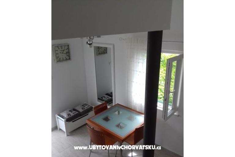 Nena Trogir, Slatine – photo 11