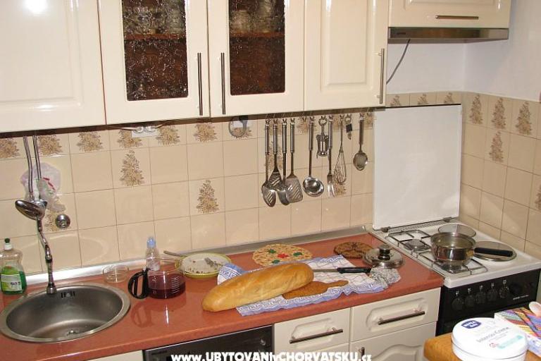 Apartments Mila – photo 12