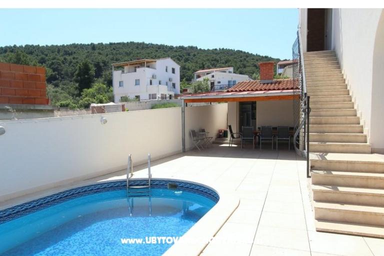 Villa Bohemia Slatine – photo 7