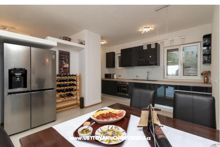 Villa Confido Luxury Apartment 01 – photo 13