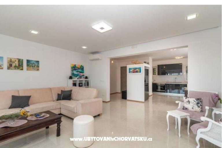 Villa Confido Luxury Apartment 01 – photo 17