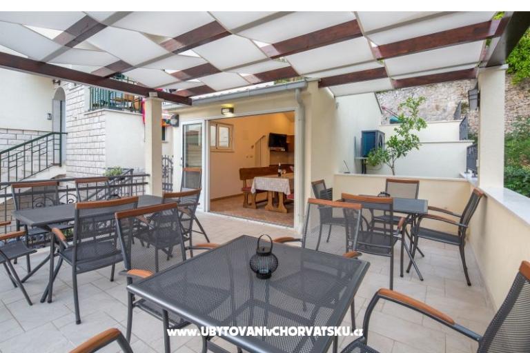 Villa Fani - Apartments Trogir – photo 9