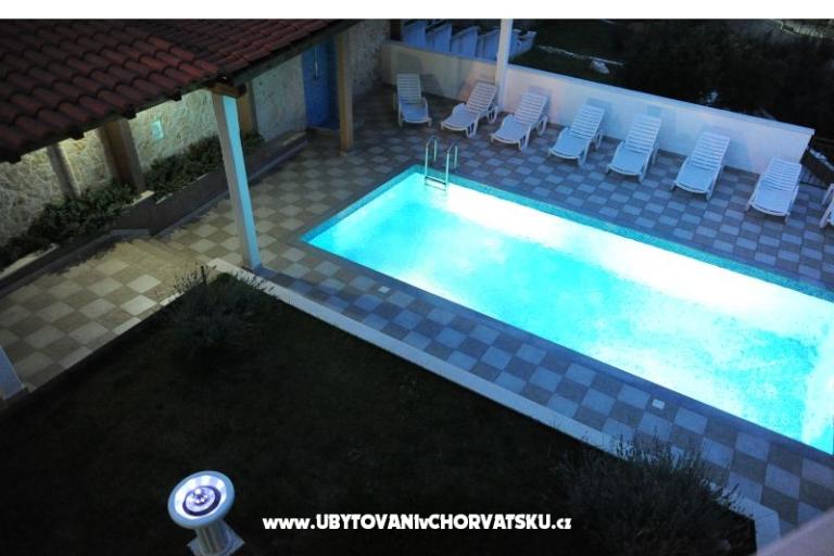 Apartments &amp; Rooms Jelavić – photo 10