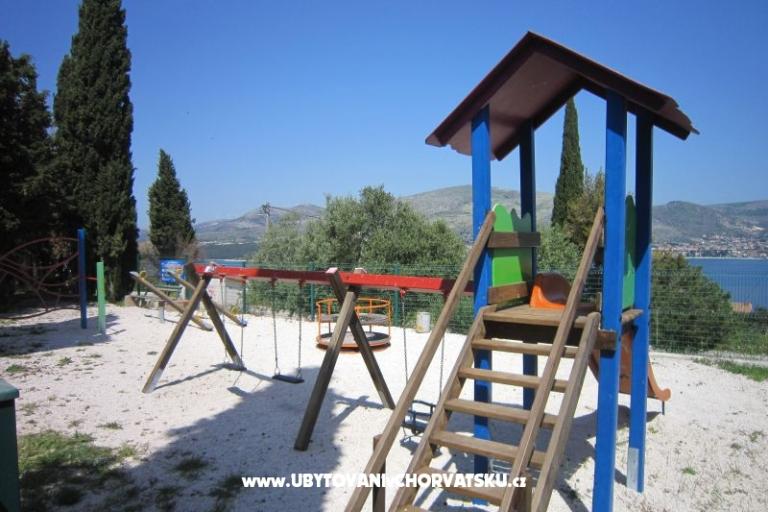 House Tea in a beautiful nature – photo 18