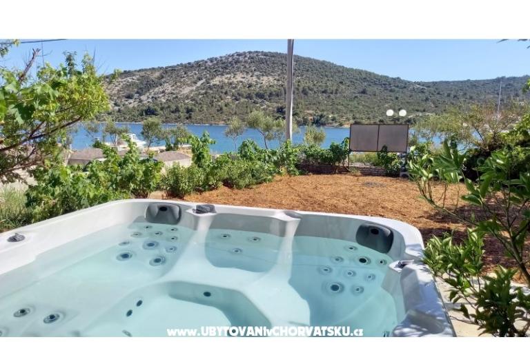 Vila MATE – photo 22