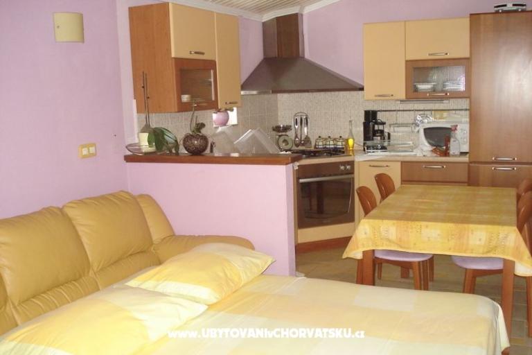 Apartment Lara – photo 4