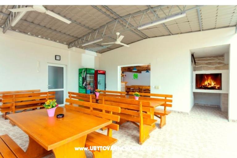 Apartments Dalmatina – photo 12