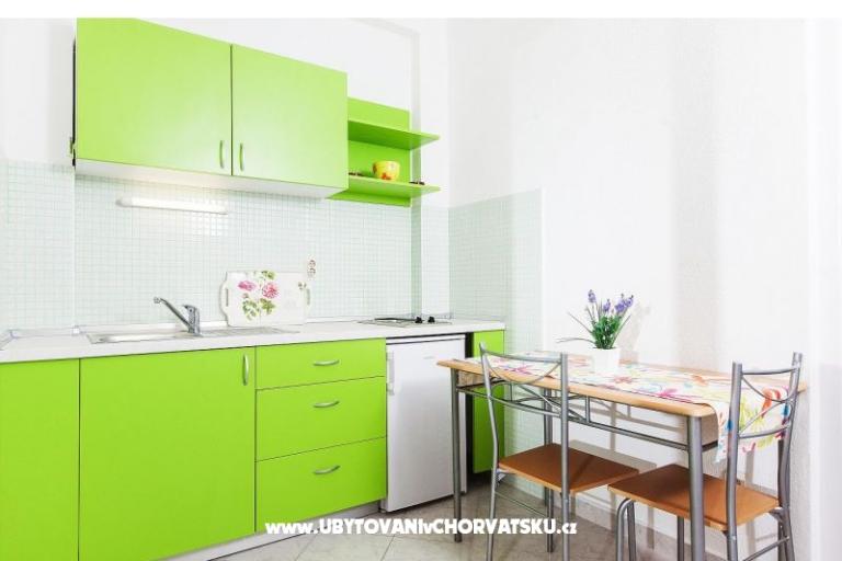 Apartments Šućur – photo 7
