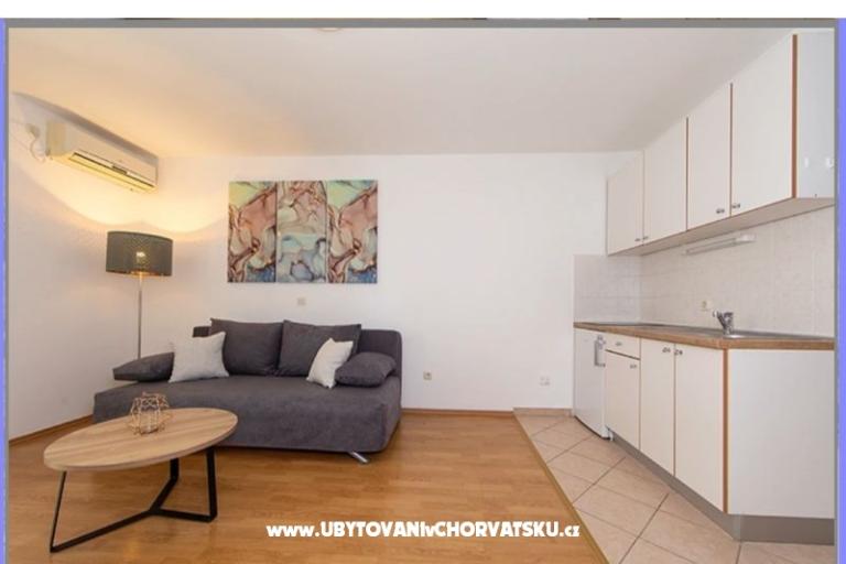 Apartments Šućur – photo 8