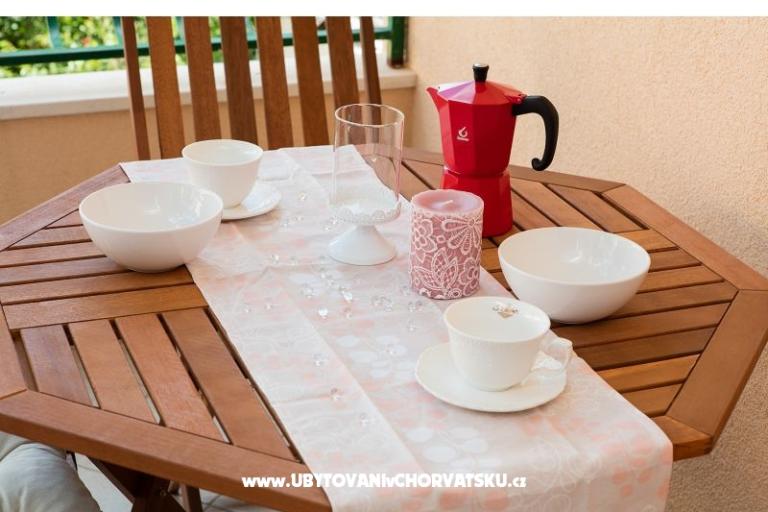 Apartments Svjetlana i Ivo Mravičić – photo 10