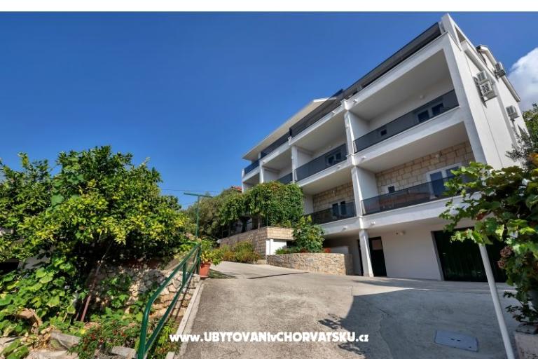 Apartments Čobrnić – photo 7