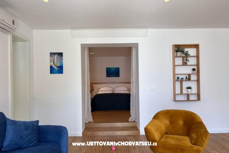 Beachfront Apartment NIVES – photo 19