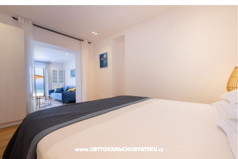 Beachfront Apartment NIVES – photo 22