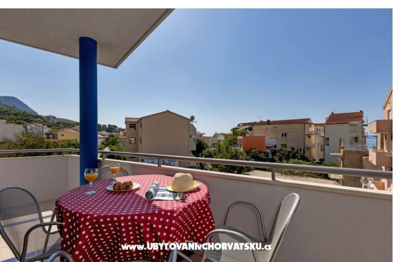 City Apartments Tučepi – photo 6