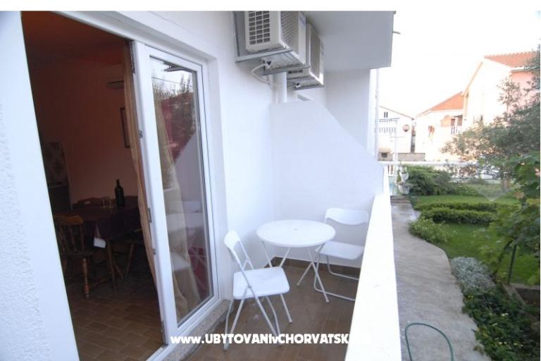 Apartments Lonić – photo 15