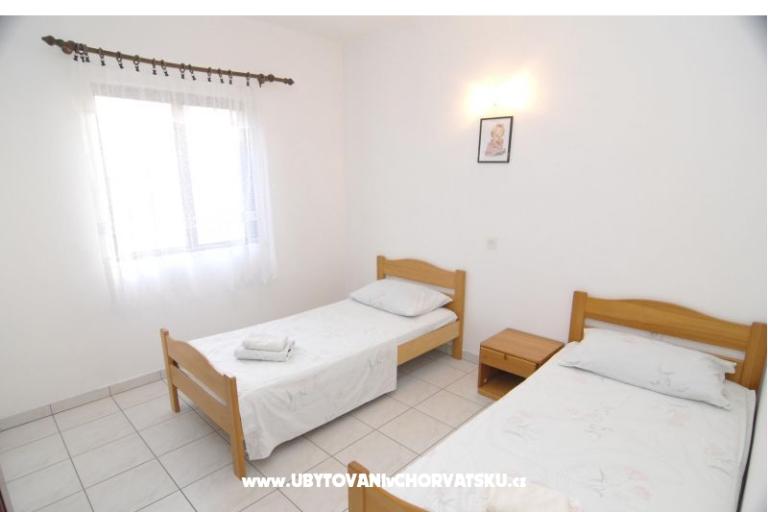 Apartments Lonić – photo 18