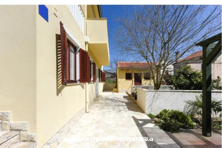 Apartments Rena – photo 4