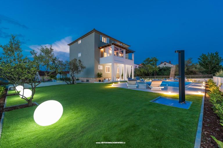 Very good life – photo 4