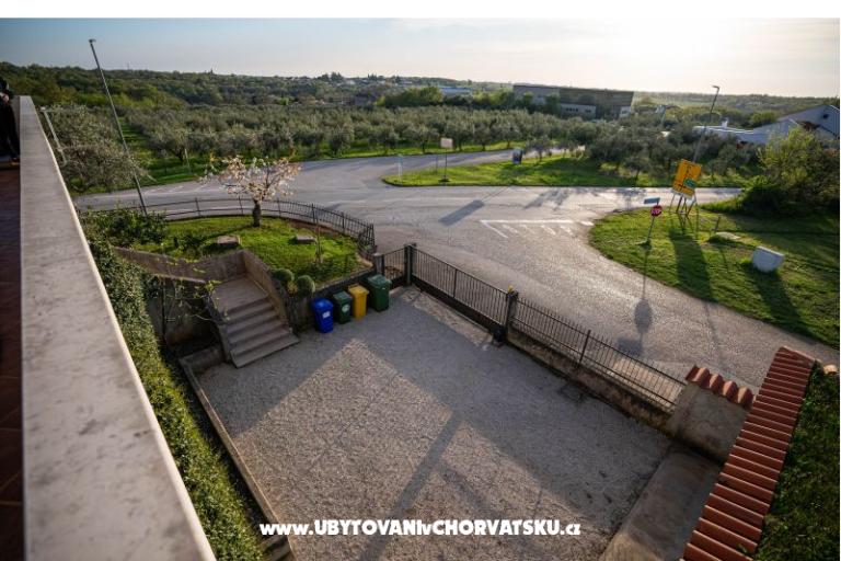 Apartma Olive garden – photo 11