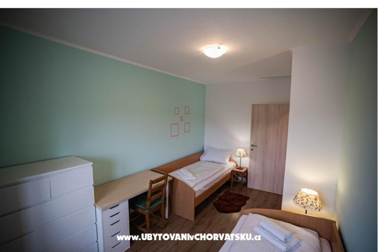 Apartma Olive garden – photo 8