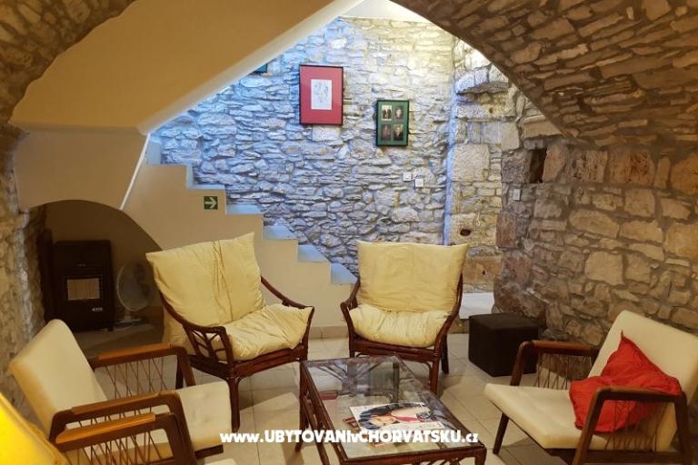 Kotarčevi dvori – photo 6