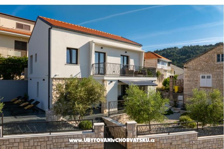 House s pogledom na more Antivo – photo 4