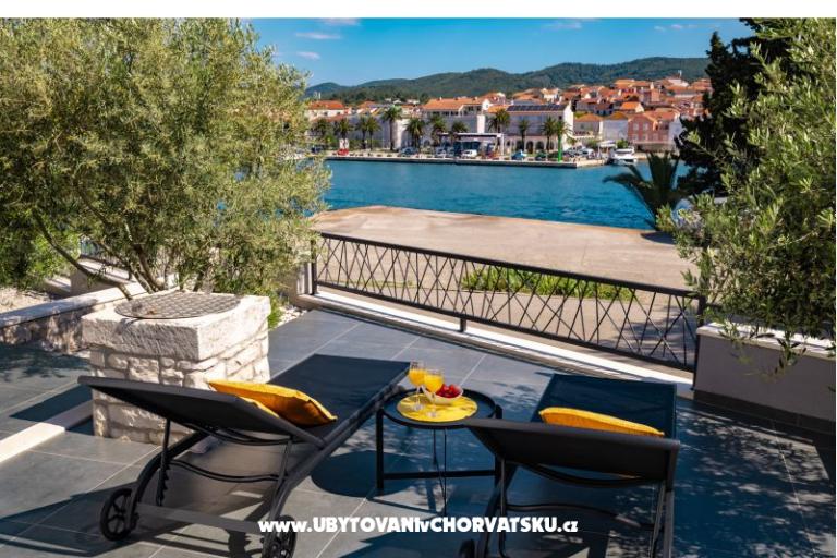 House s pogledom na more Antivo – photo 58