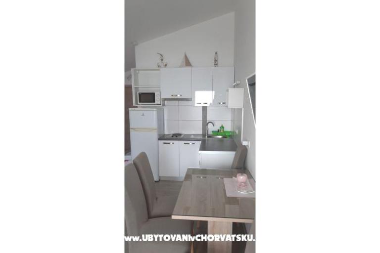 Alida apartmani Vir – photo 9