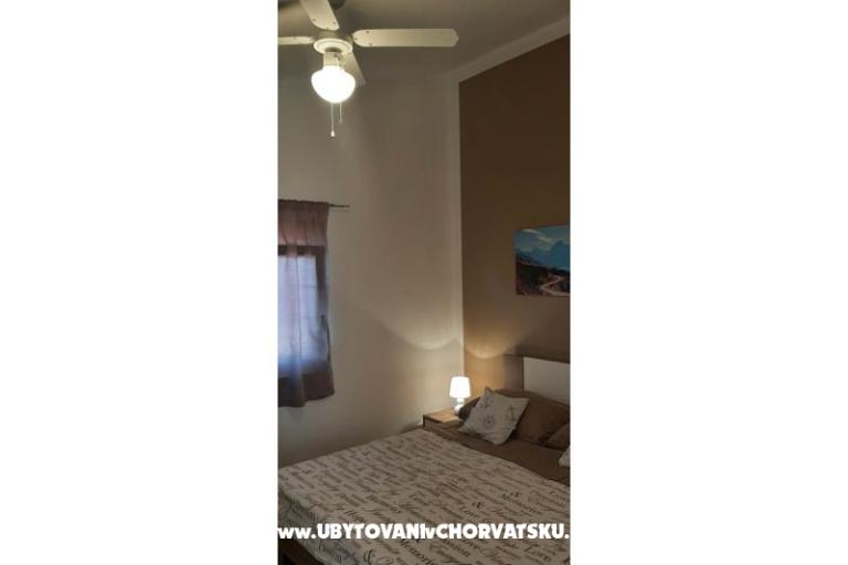 Alida apartmani Vir – photo 11
